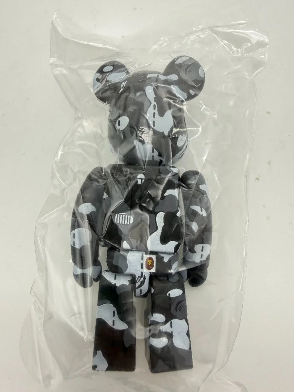 Bearbrick A Bathing Ape 28th Anniversary Camo #3 100% - Black/Grey